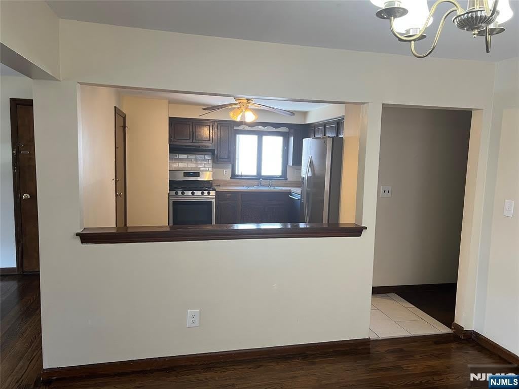 133 Washington Street – photo 5