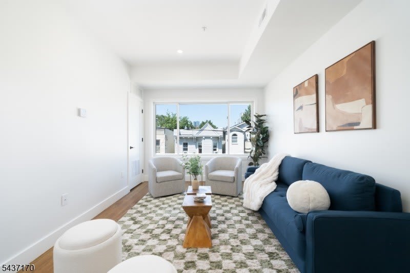 67 Virginia Ave – photo 2