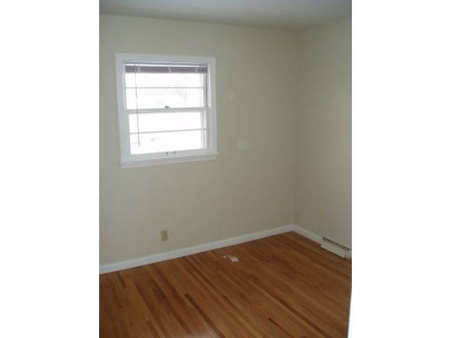 Hopkins Townhome for Rent – photo 3