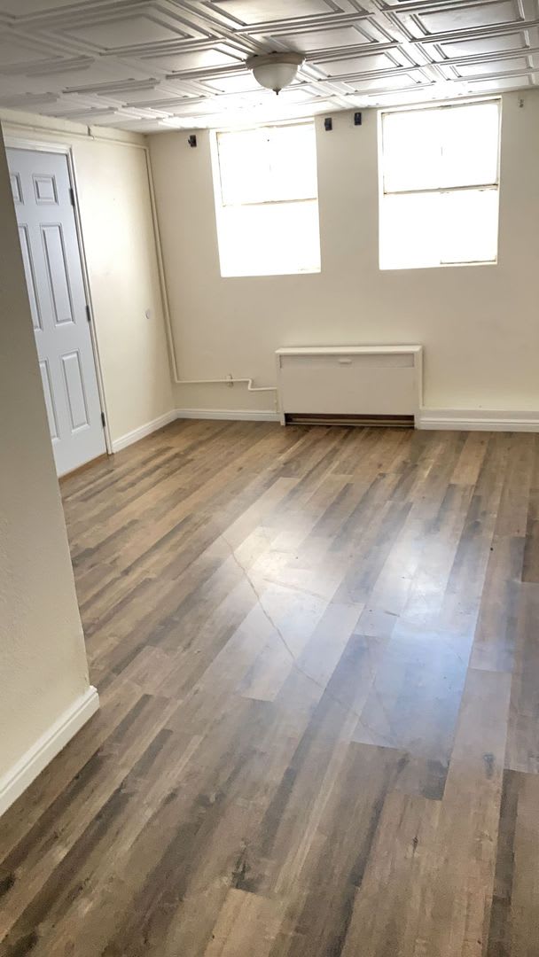 Basement Unit With All Utilities Included! – photo 3