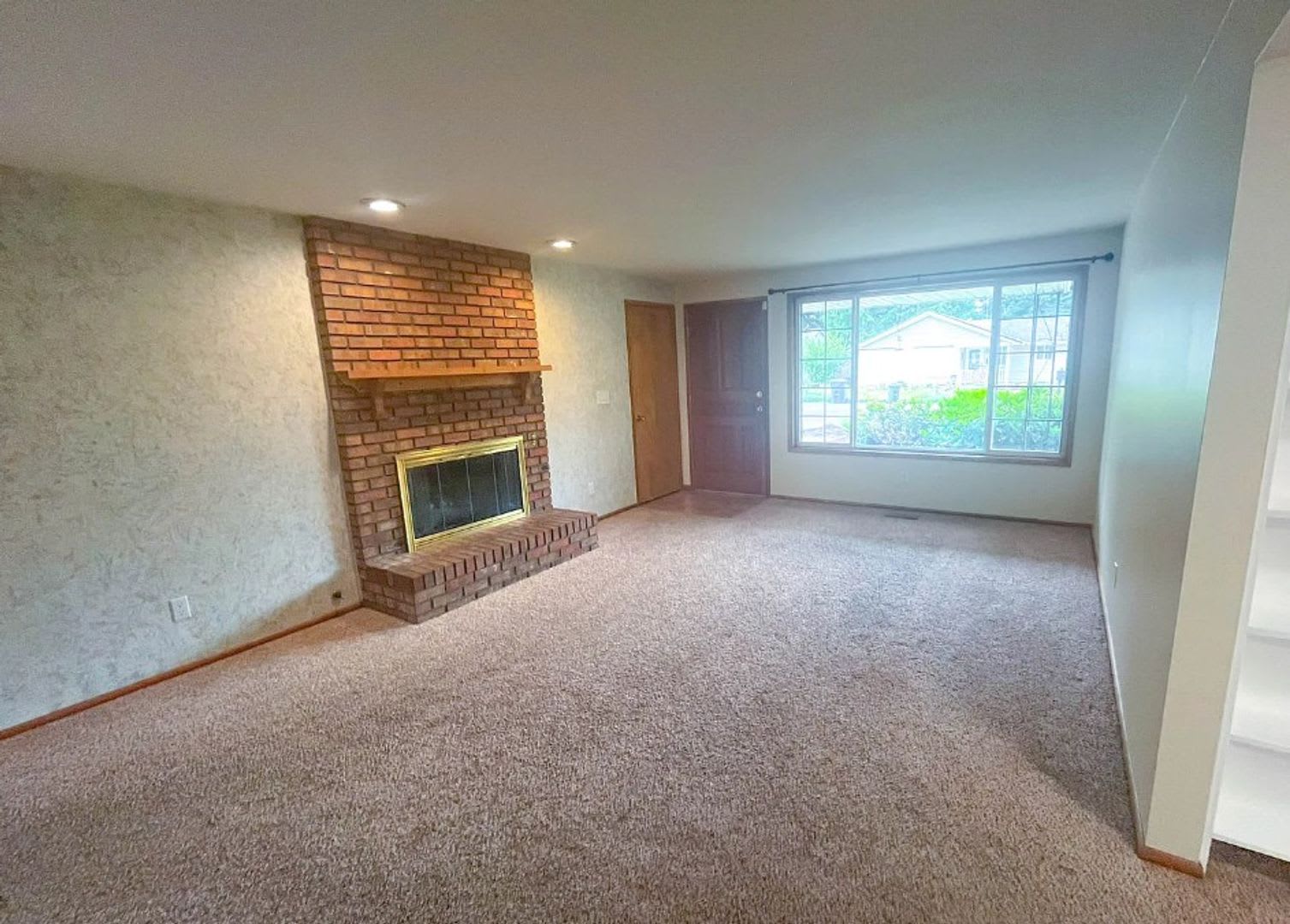 Charming Milwaukie Home in a Convenient Neighborhood – photo 5
