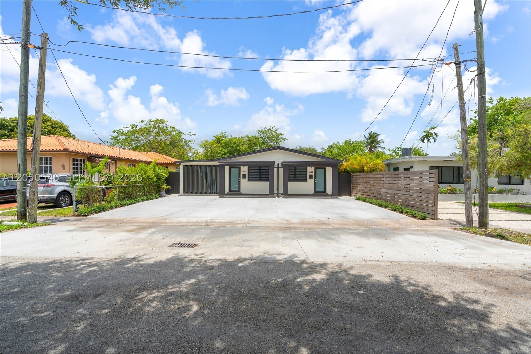 2640 SW 30th Ct – photo 1