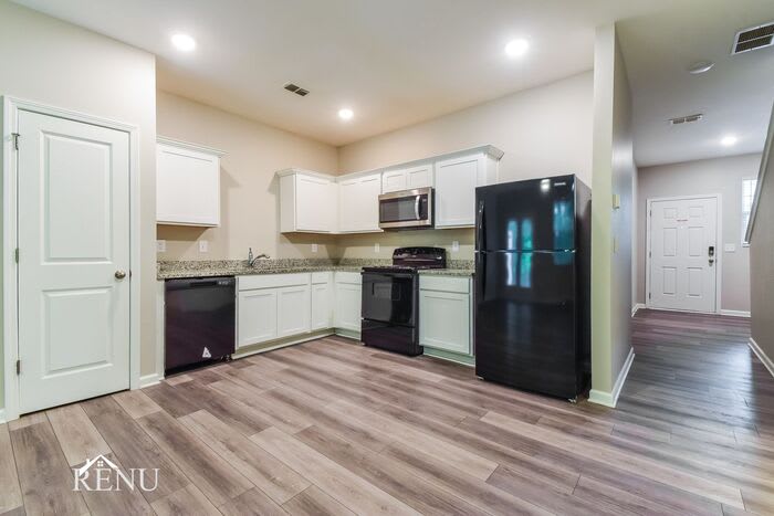 3131 Journal Court – photo 3