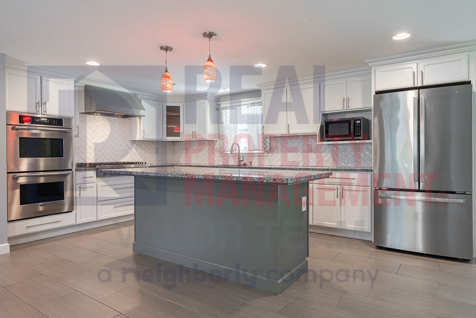 Exceptional Single-Story Living with Fenced Yard in Streetsboro – photo 4