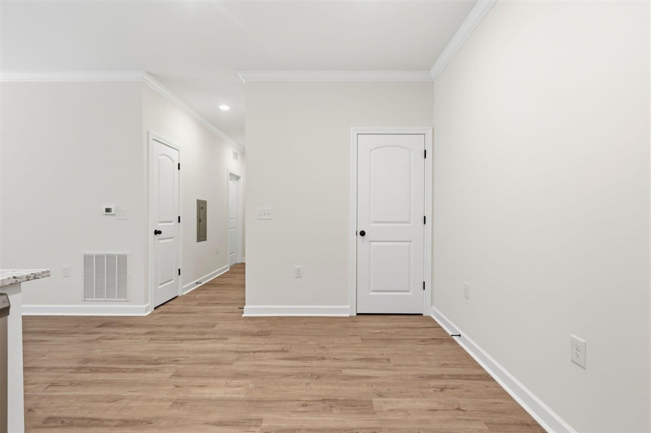 195 Eddings Road – photo 4
