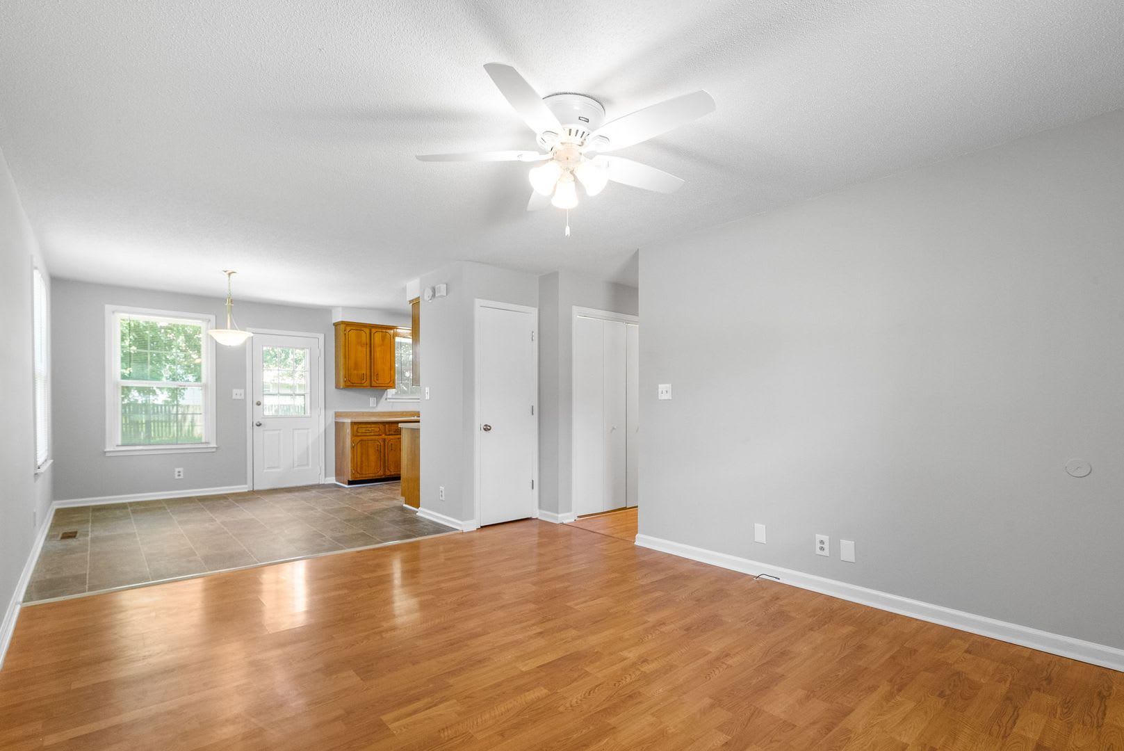 3 Bedroom Pet Friendly Home For Rent! – photo 5