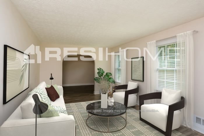 8225 Freestone Drive – photo 4