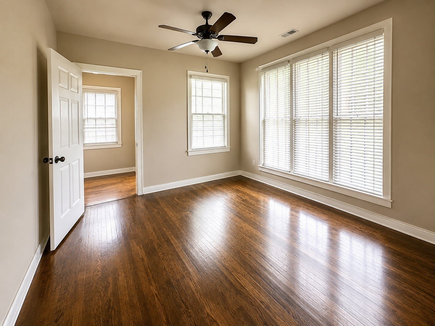 924 W Laurel Street – photo 2