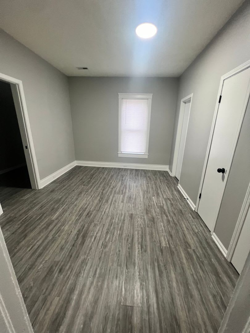 2 Bed 1 Bath – photo 3