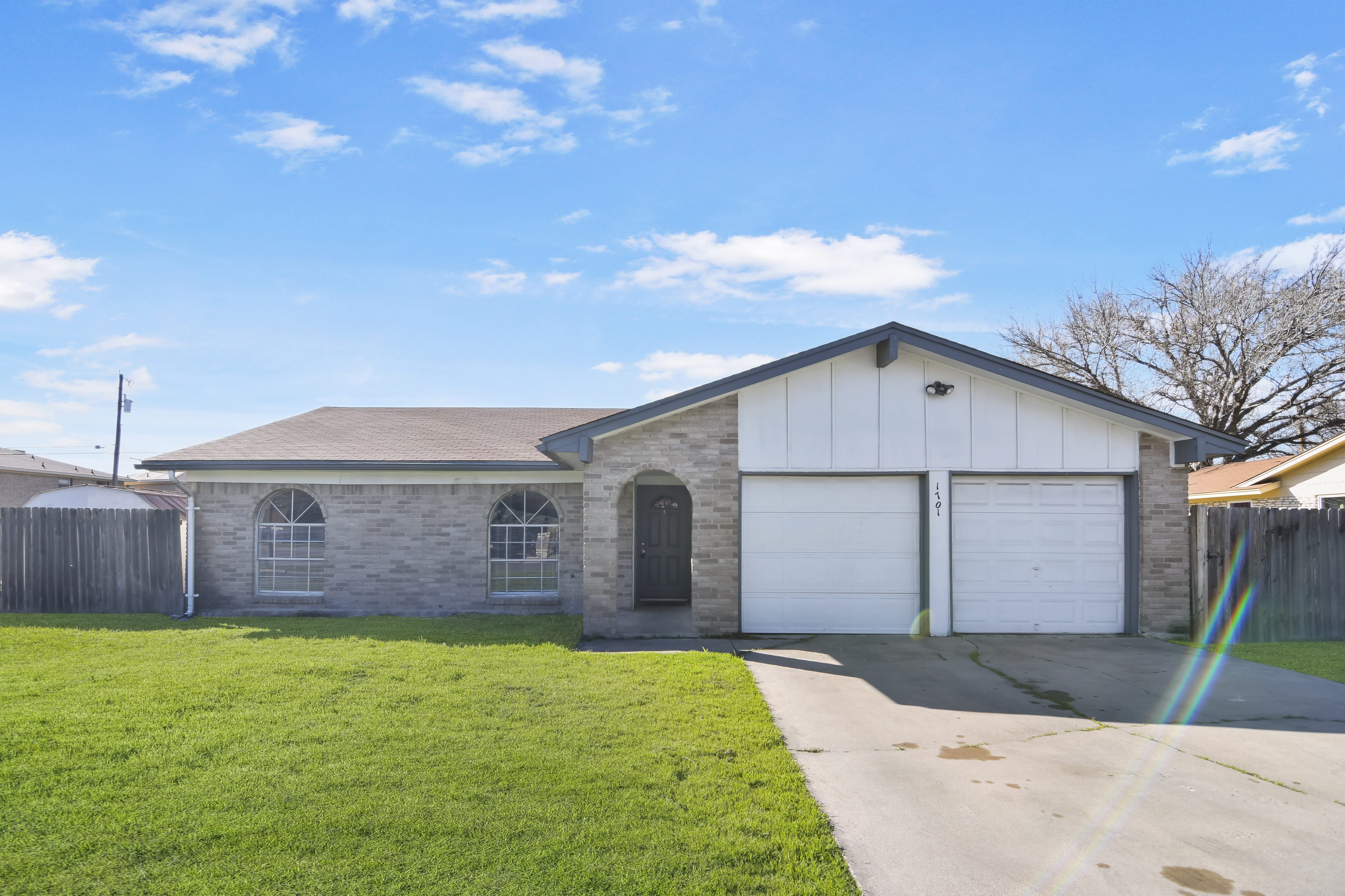 1701 Hill St – photo 1