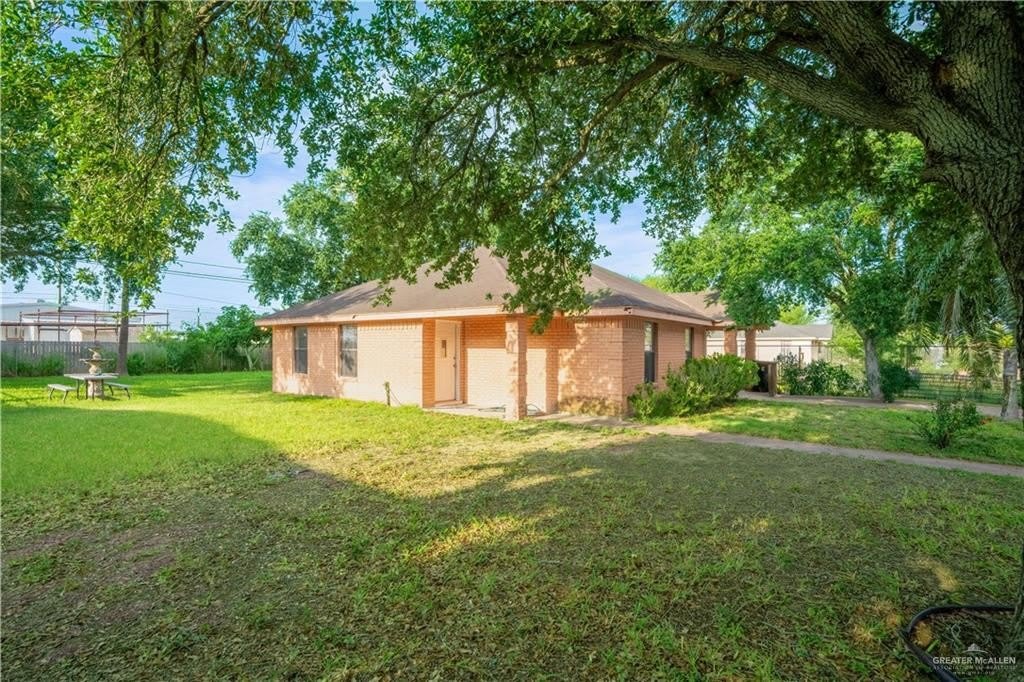 2702 Blue Jay Street – photo 3