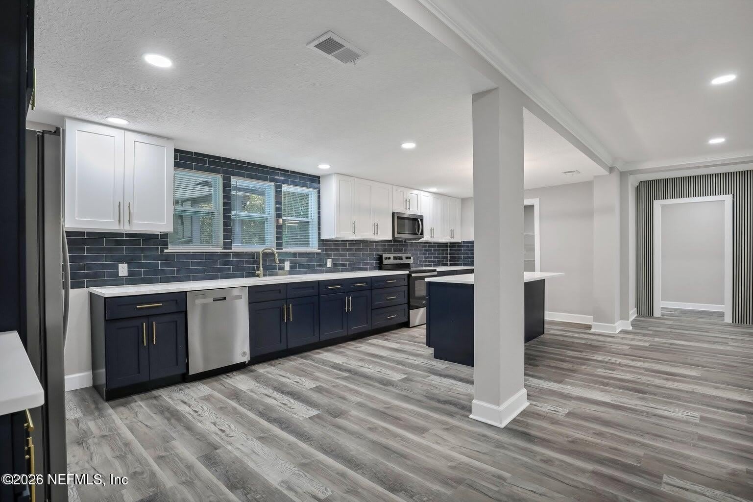 316 CYPRESS Avenue – photo 3
