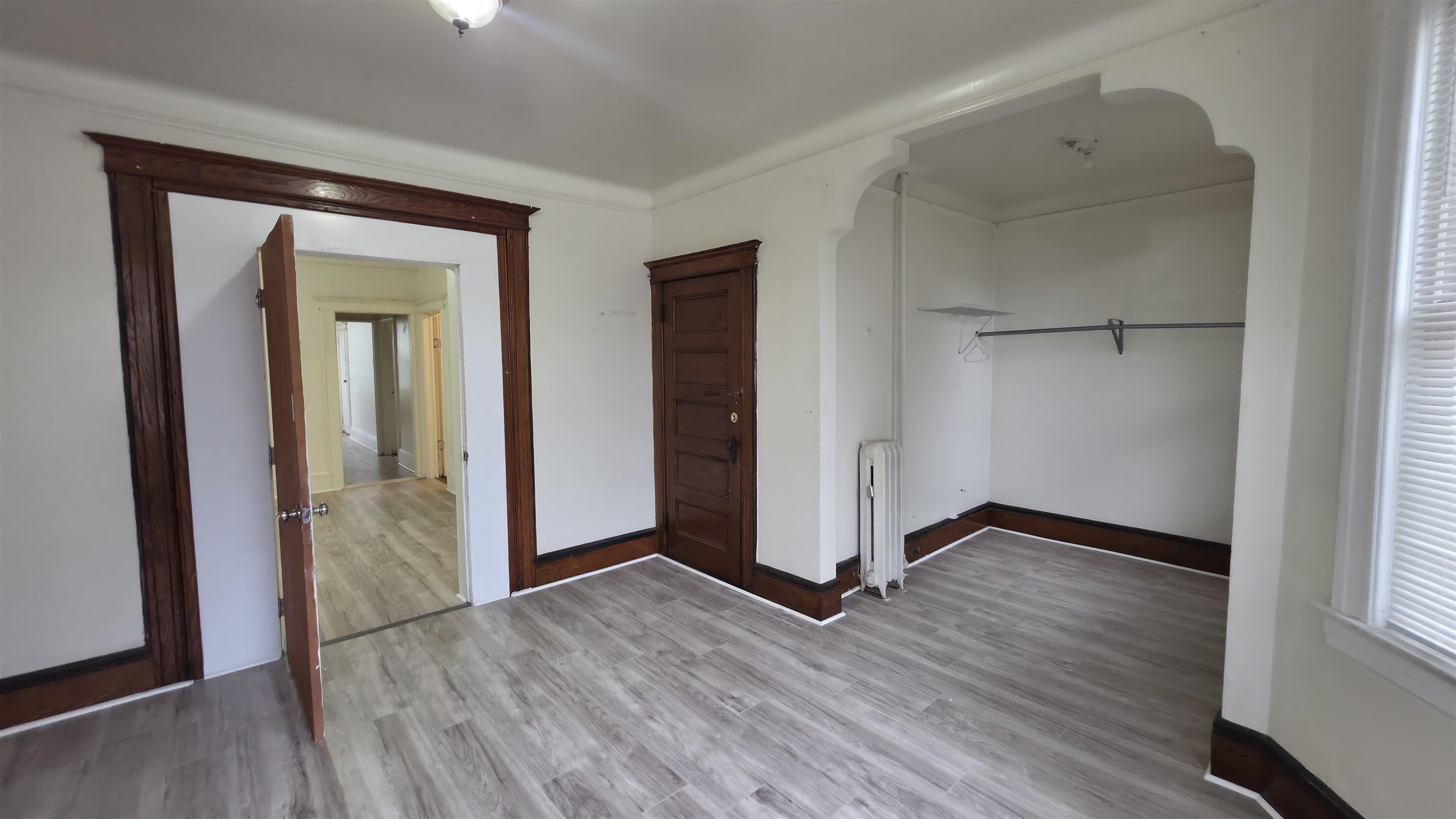 19 DELAWARE AVE – photo 1