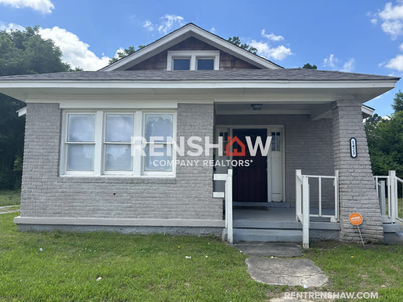 1423 Lyndale Ave – photo 1