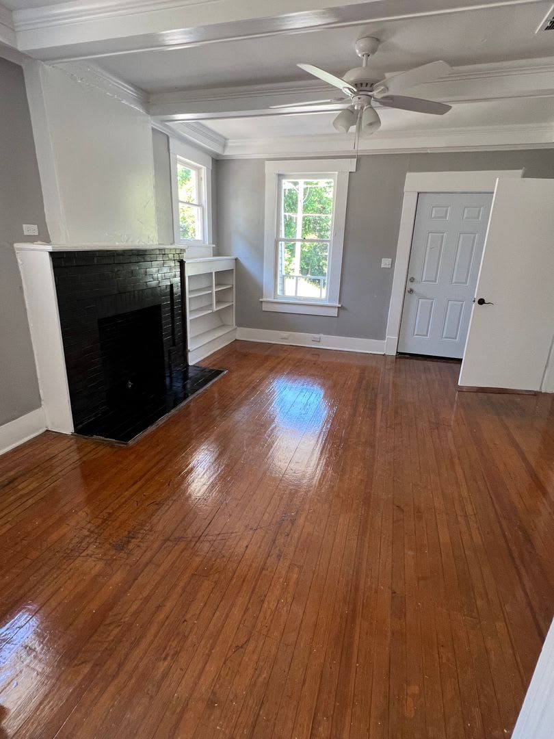 Large 3 Bedroom 1 Bathroom Home – photo 3