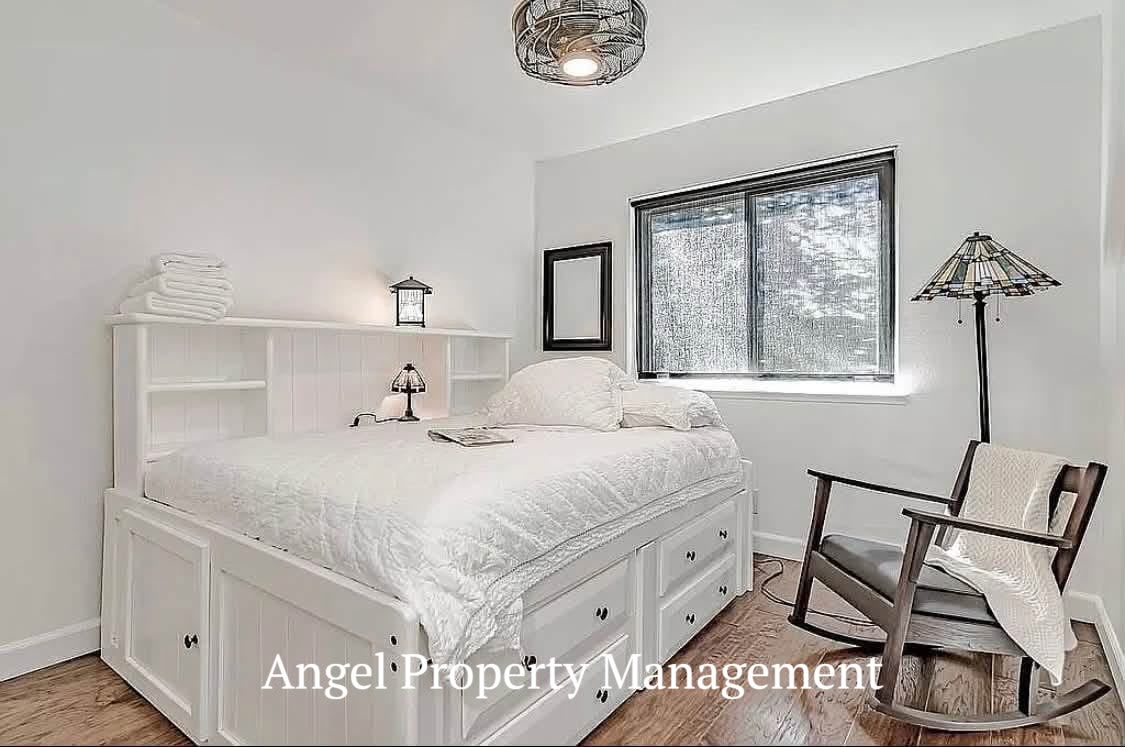 2206 Halsey Circle – photo 2