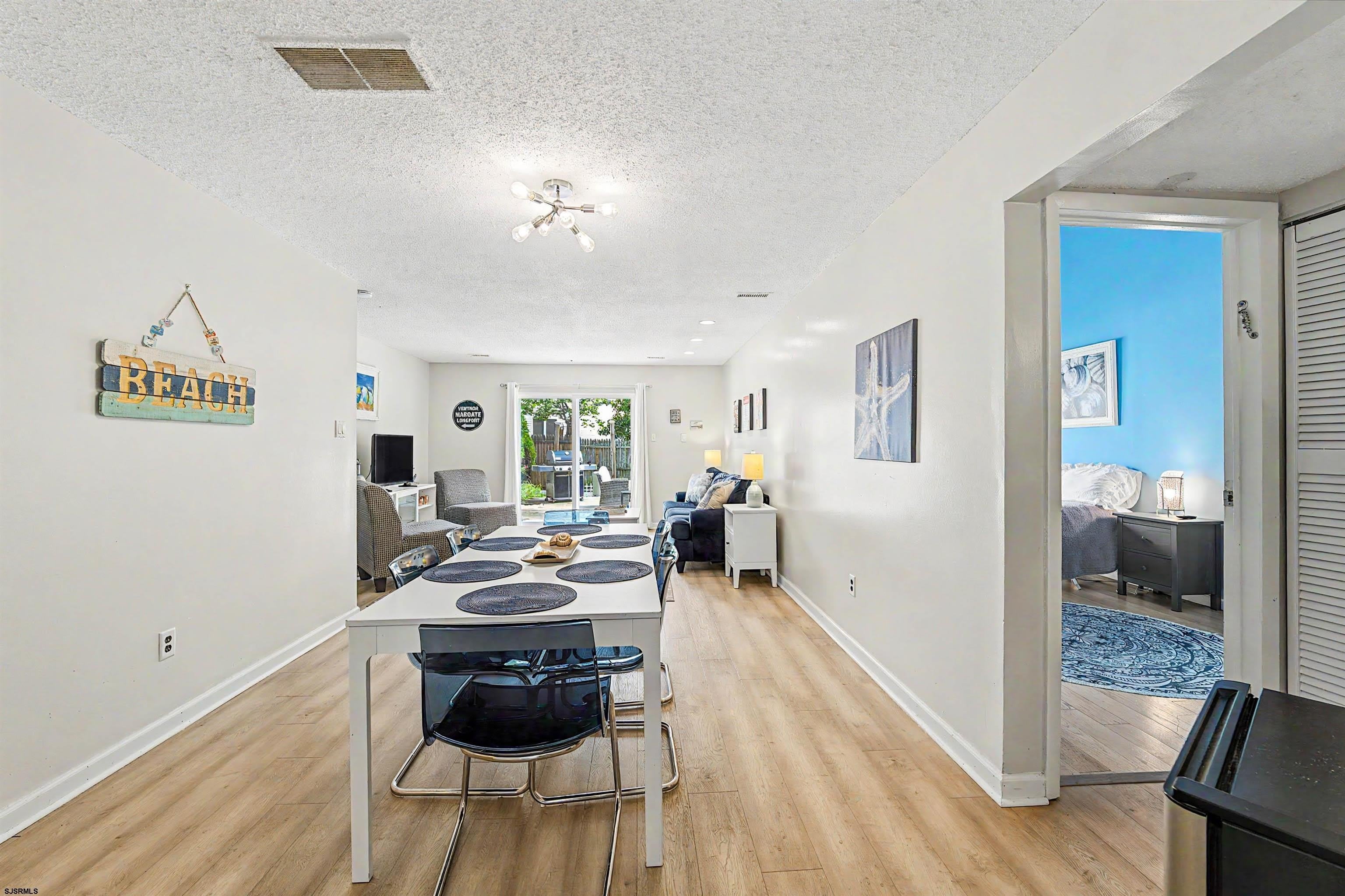 423 Berkshire Ave – photo 5