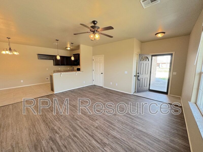 167 Bison Court Way – photo 4