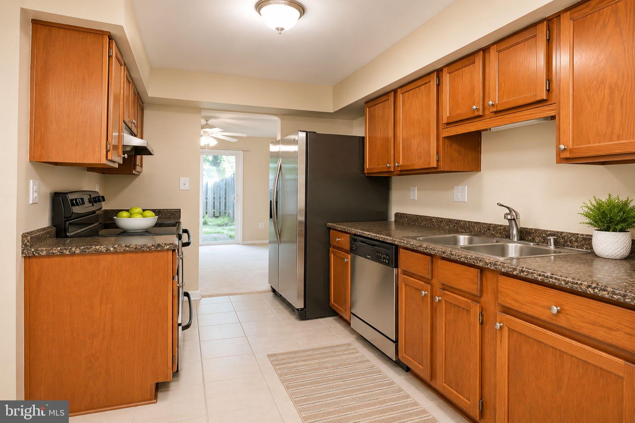 3176 VANDERBILT Court – photo 4
