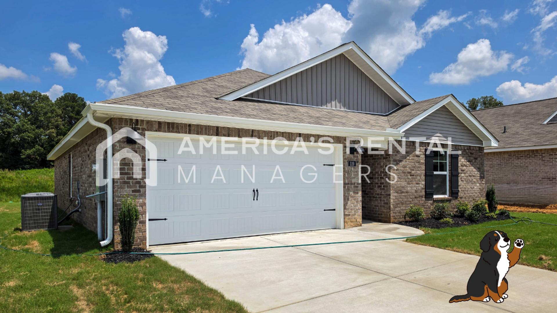 Move In Special New Construction Home For Rent Sign A 13 Month Lease By 8 31 2026 And Receive A Leasing Incentive Equal To One Month S Rent Applied As A Credit Over 10 Months Half Off Deposit Privacy Fence Included – photo 1