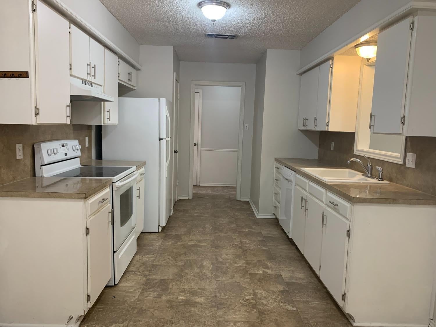 408 Ironton Avenue – photo 4