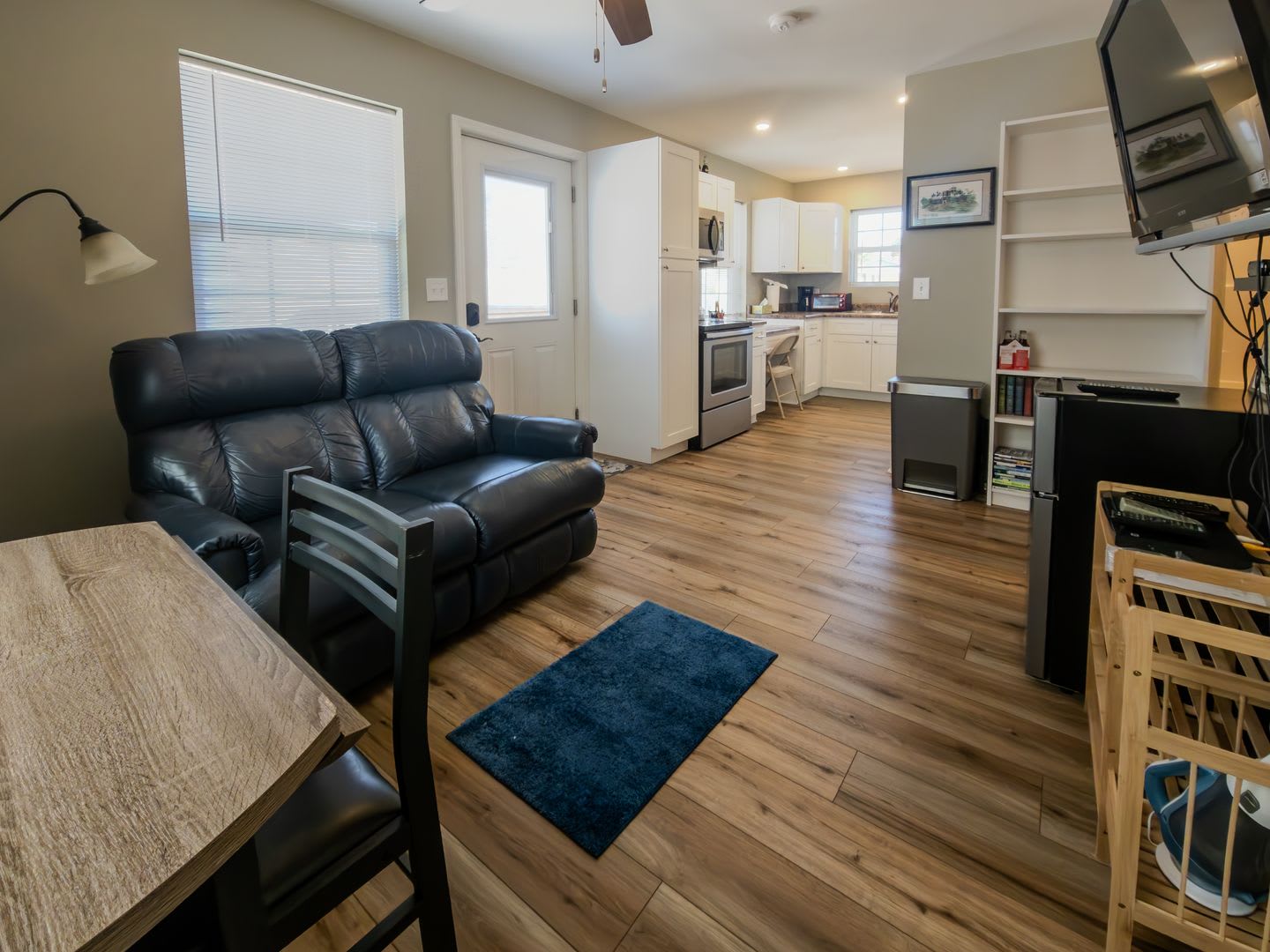 West Knoxville 37923 2 Bedroom 1 Bath Apartment – photo 5