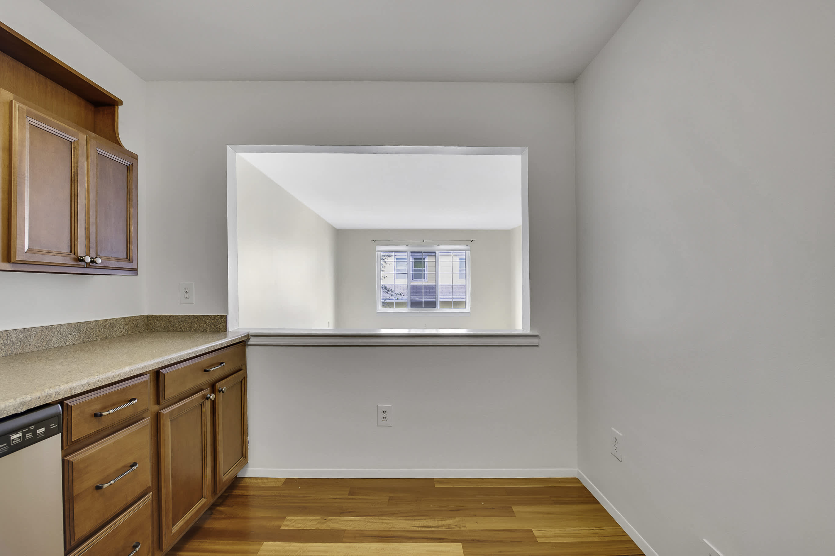 1150 Catalpa Drive – photo 5