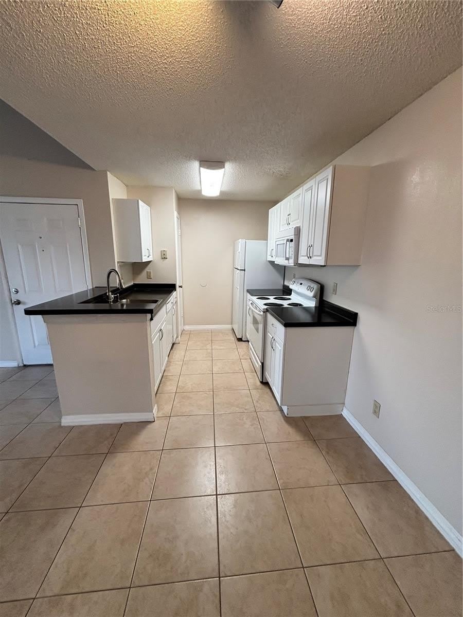 2030 CASCADES Boulevard – photo 5