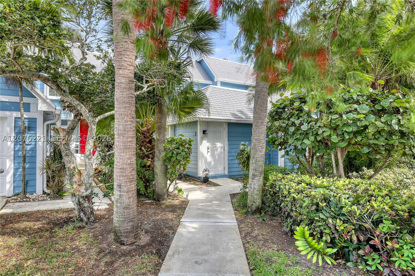 119 Ocean Dunes Cir – photo 2