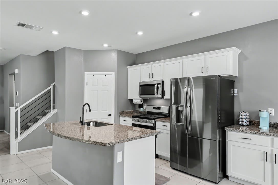 10634 Sariah Skye Avenue – photo 5