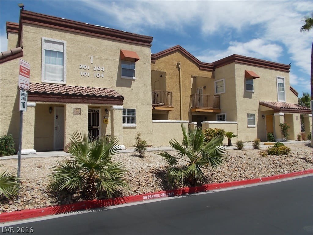 2801 N Rainbow Boulevard – photo 1