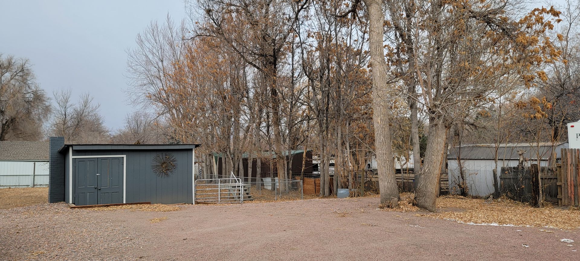 Large Home on private lot – photo 3