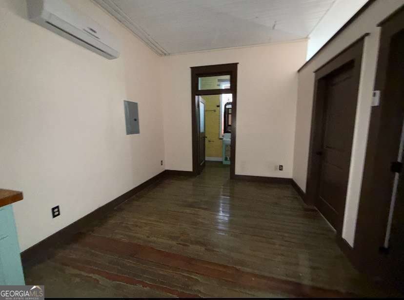 359 Railroad Street – photo 4