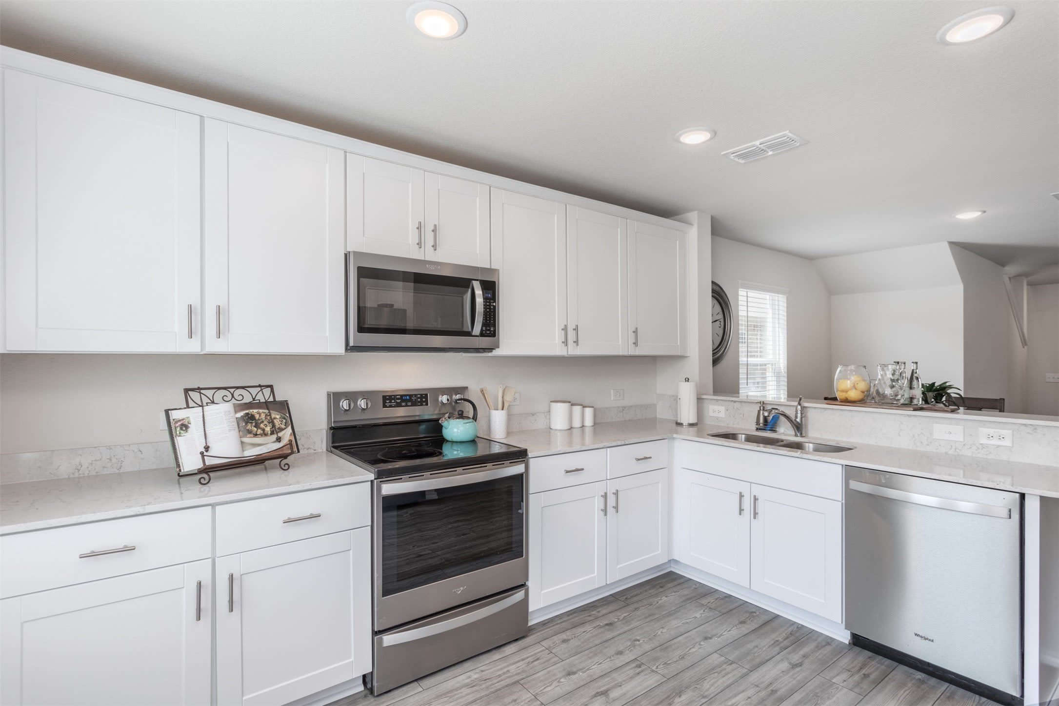 859 Table Rock Street – photo 4