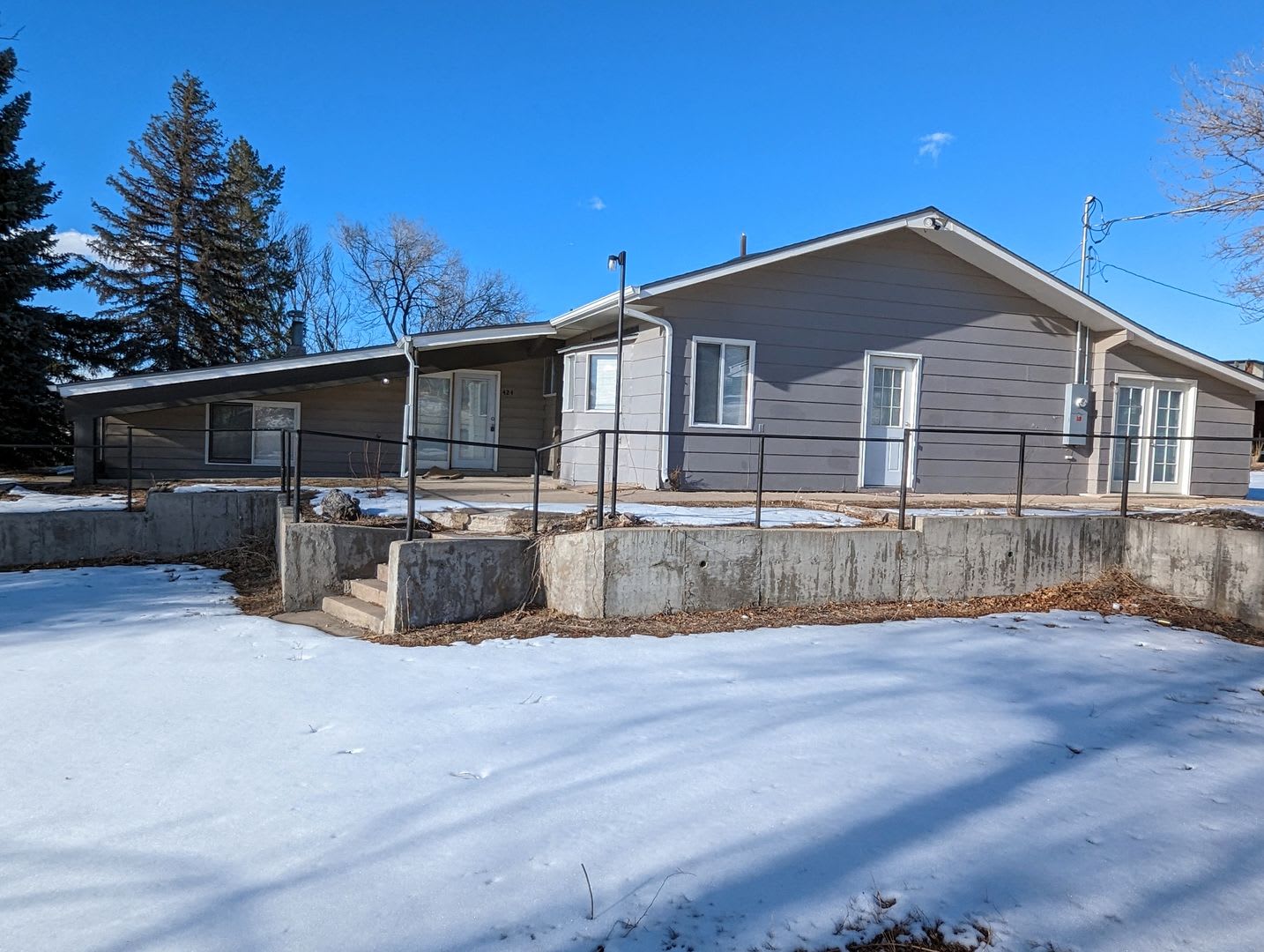 Large And Unique Home In Castle Rock – photo 1
