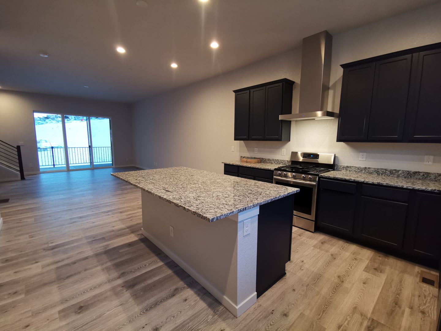 Beautiful Modern 3BD/4BA Townhome in the Heart of Superior! – photo 4
