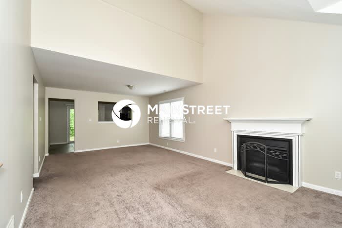 4217 Bay Pointe Drive – photo 5