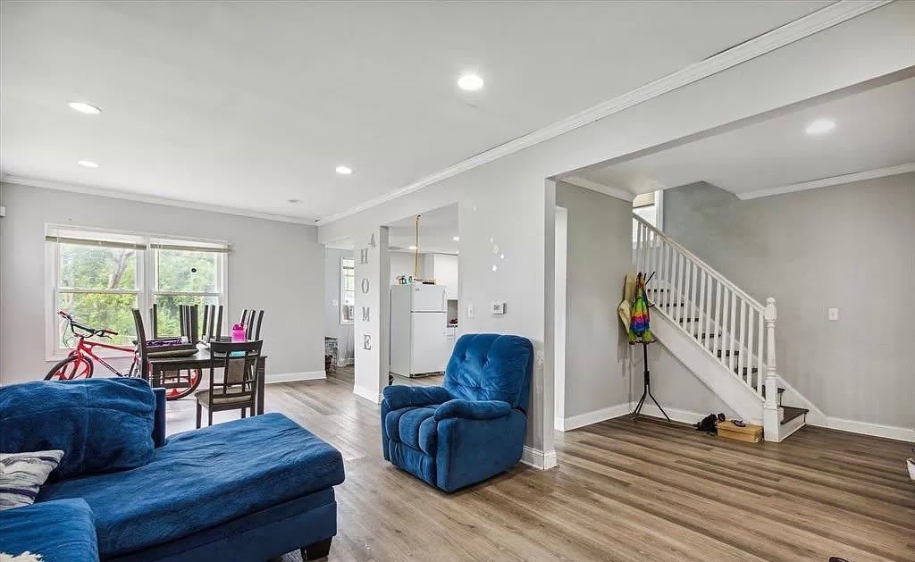 3738 Montgomery – photo 4