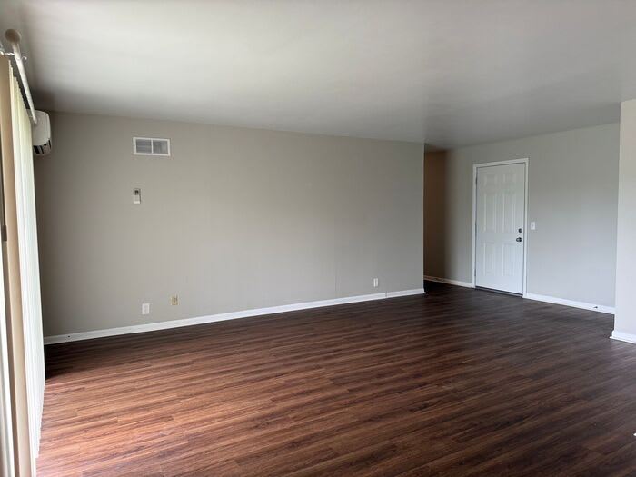 550 B East Bledsoe Street – photo 5
