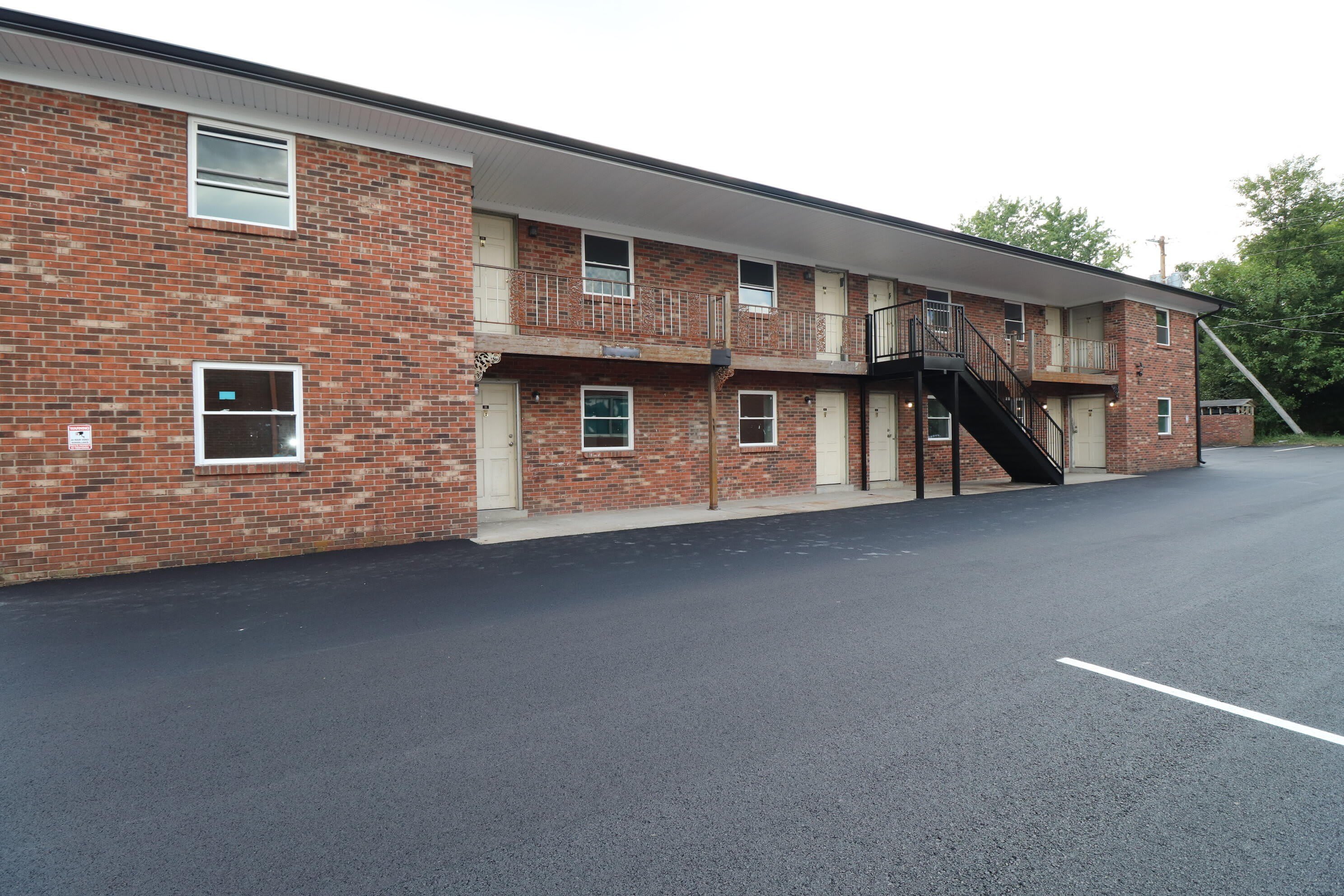 203 S 1st Street – photo 1