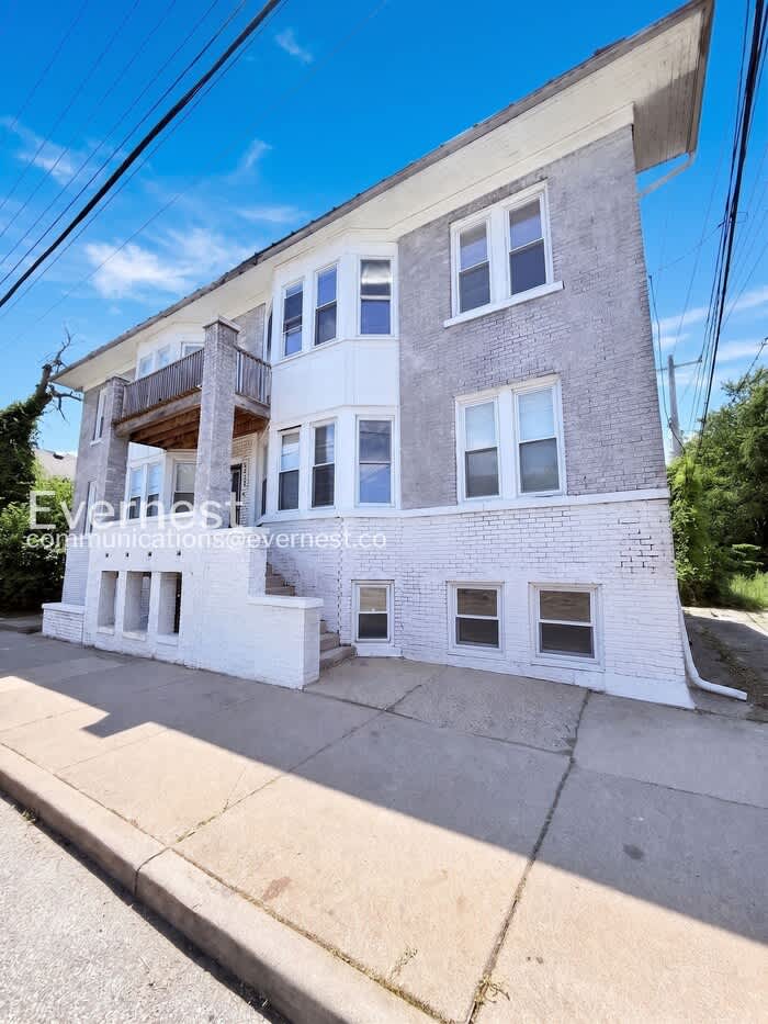 9429 Brush Street – photo 1