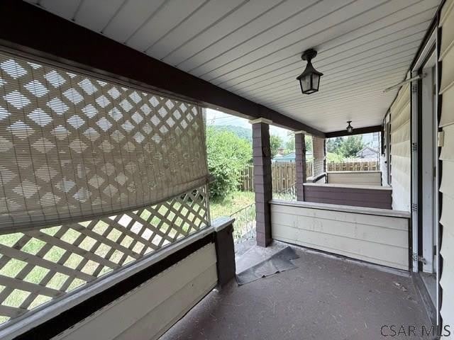 541 ASH ST. – photo 3