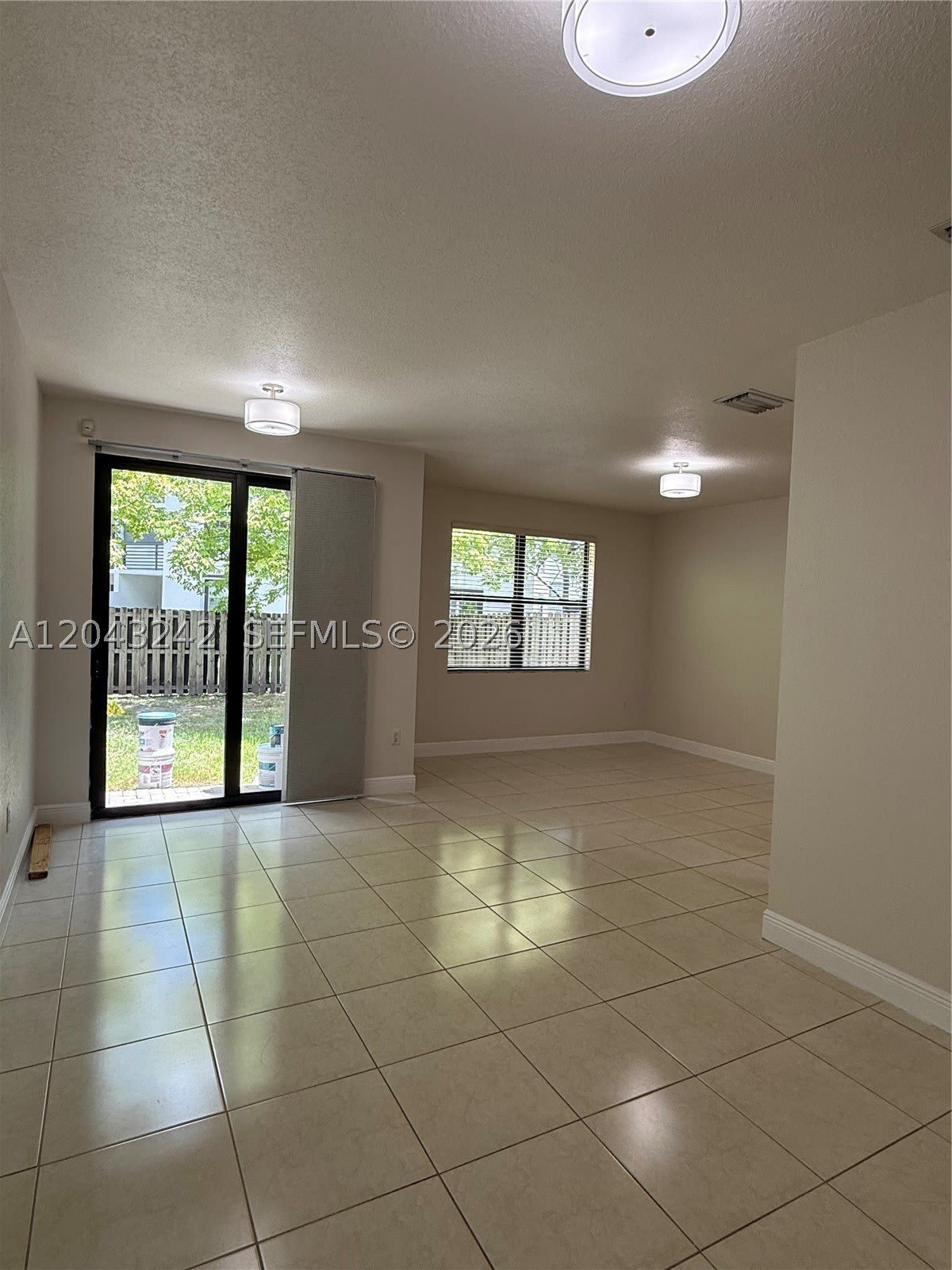 9762 NW 8th Ter – photo 5