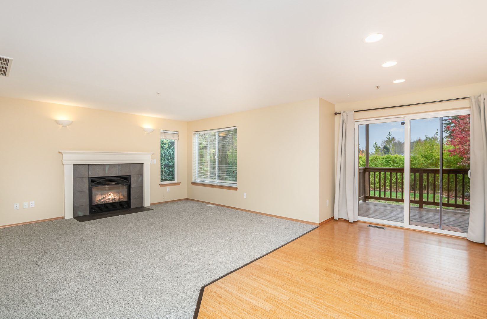 4 Bd/2.5 Ba Renton Home – photo 5