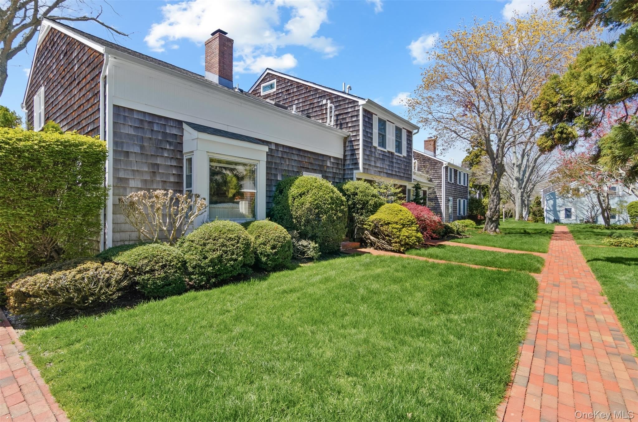 570 Hampton Road – photo 2