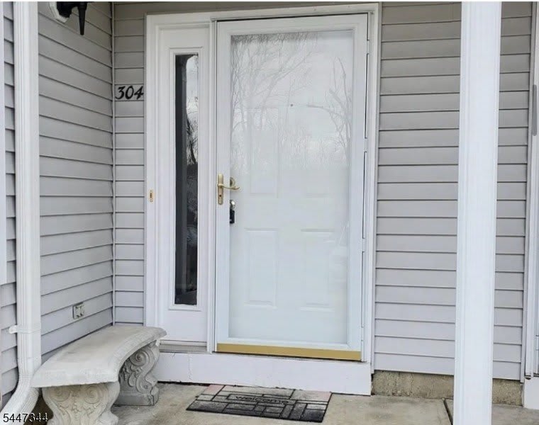 304 Mercer Ct – photo 2