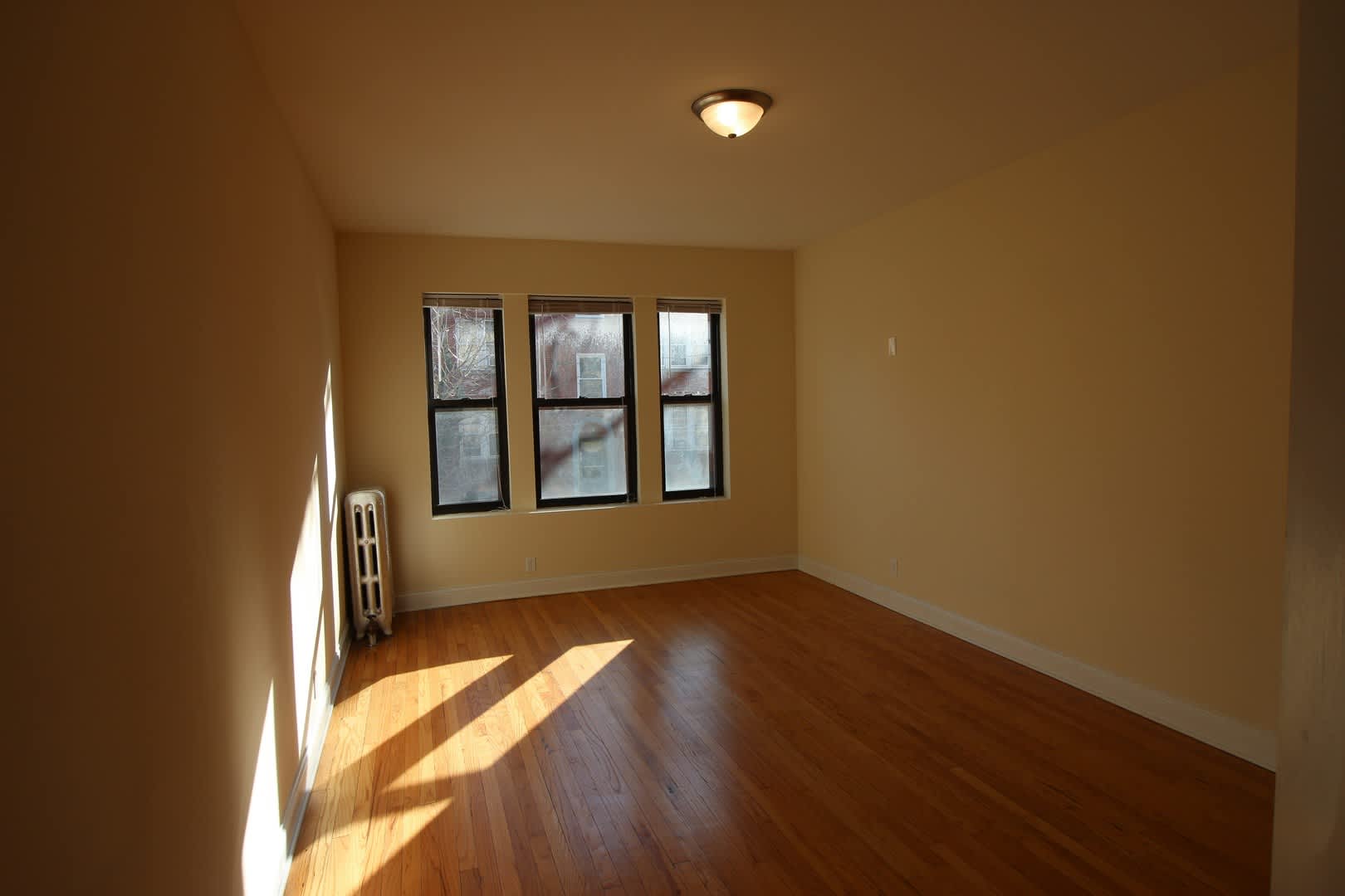 1638 W North Shore Ave – photo 2