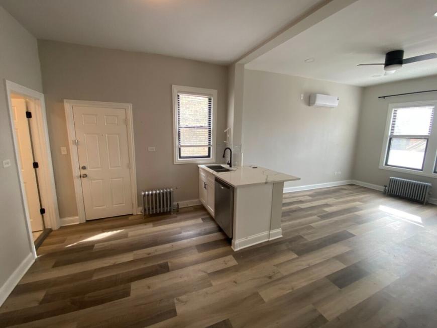 2658 W Huron St – photo 5