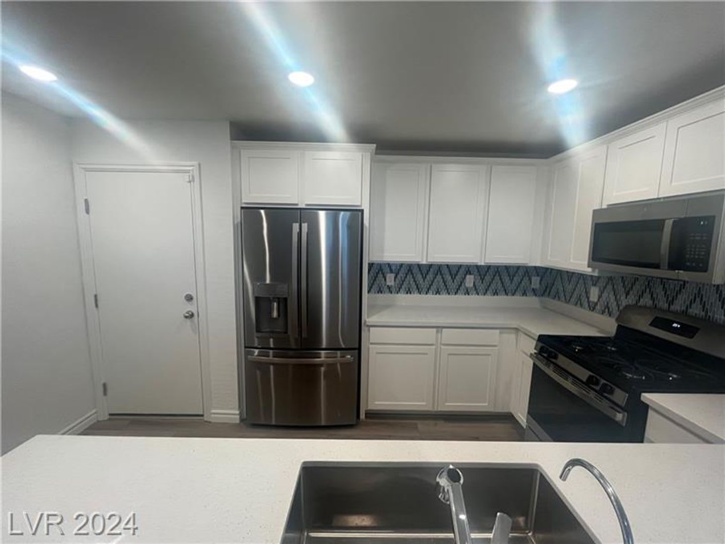 3 bedroom Townhome- Northwest – photo 5