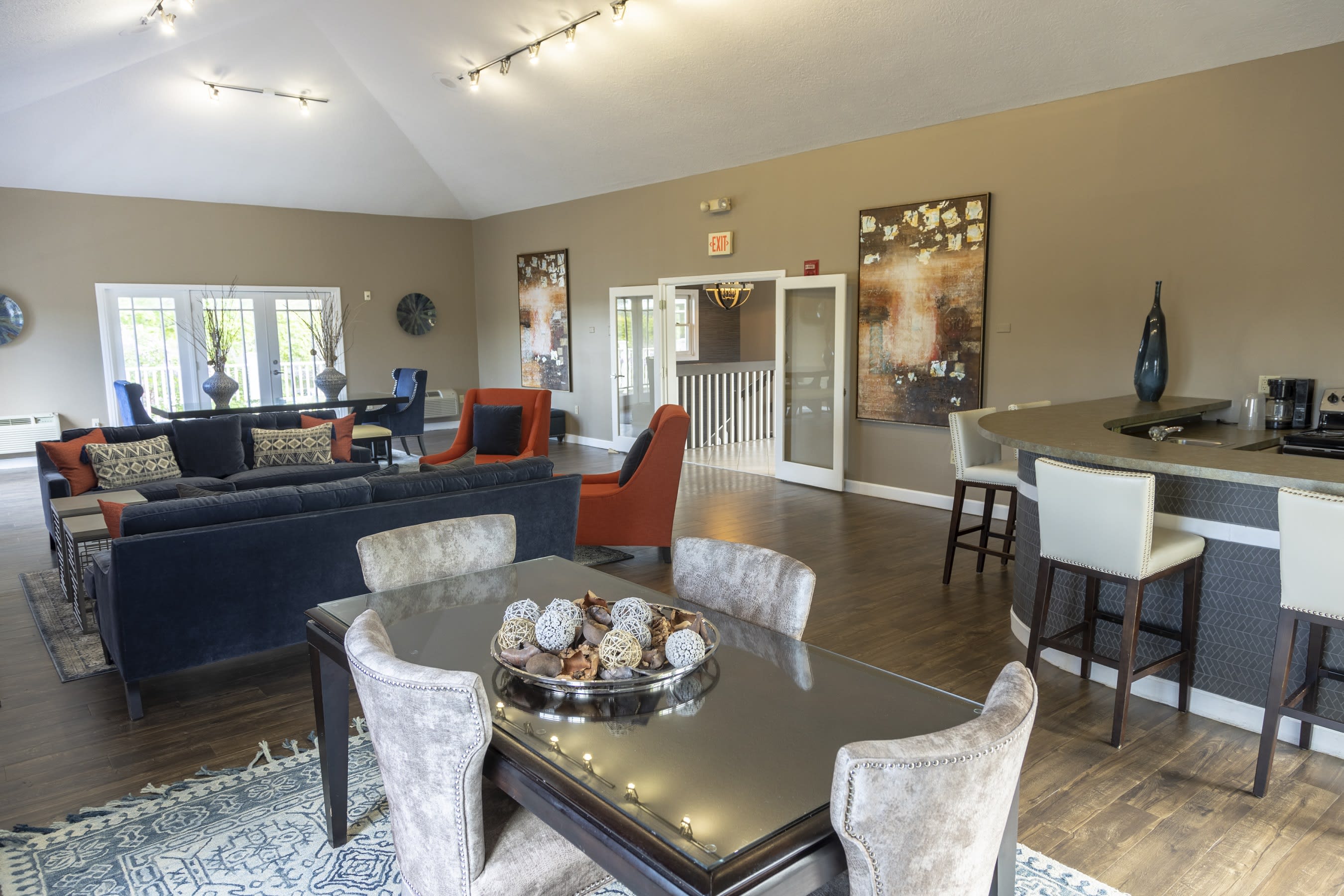 The Fairways Apartments – photo 1